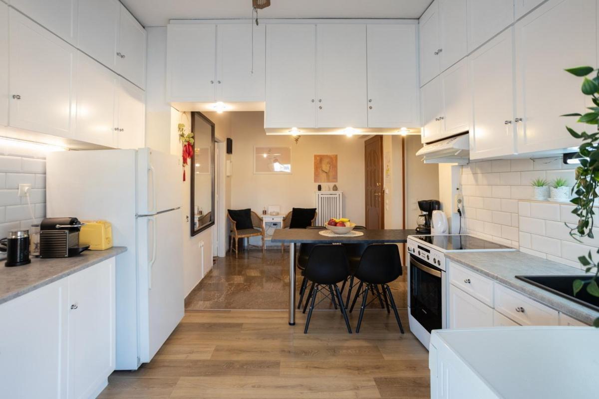 Glyfada Golf Fourth Floor Apartment Atenas Exterior foto